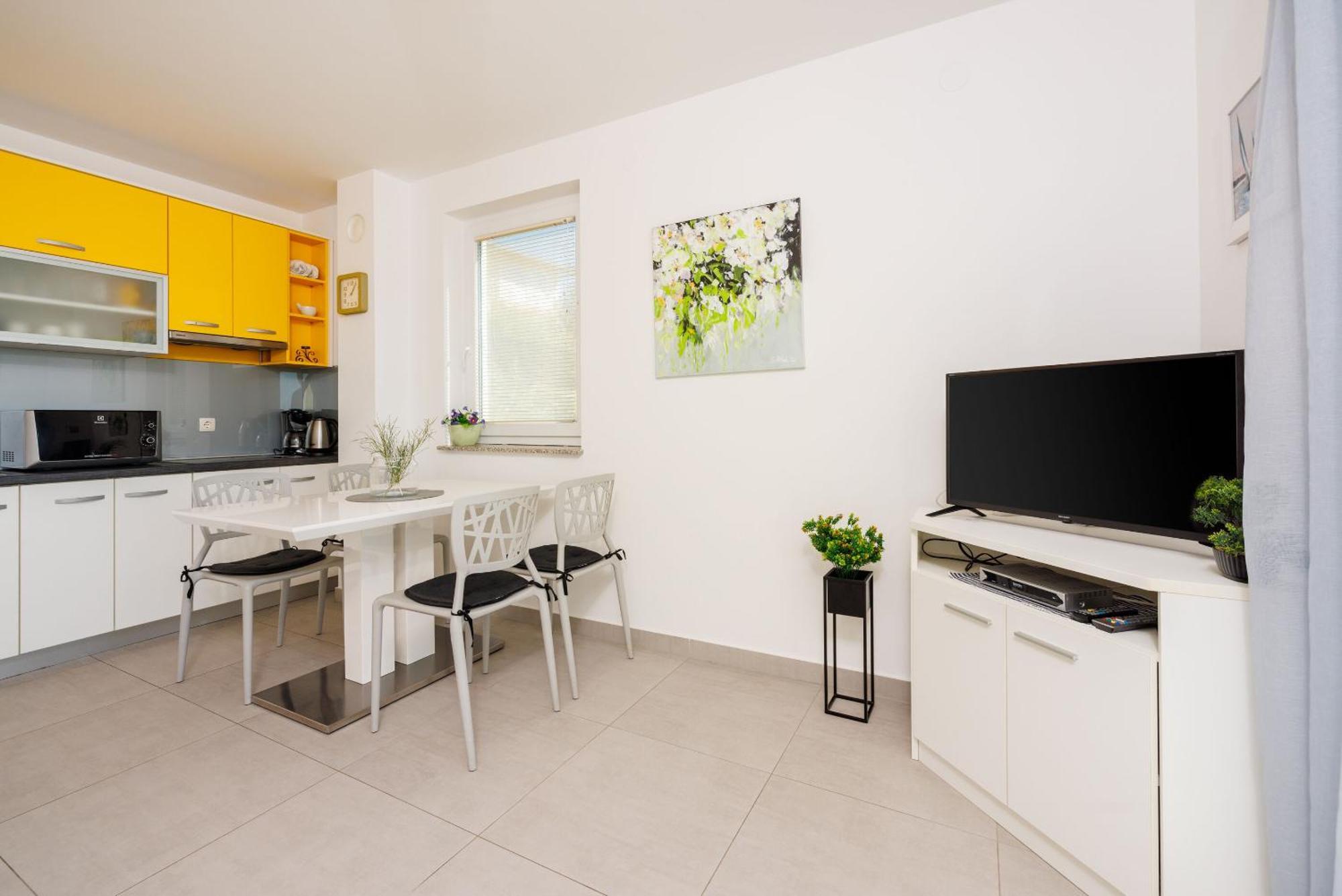 Apartments Petak Novi Dramalj Kültér fotó